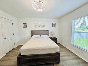 Room - Charming 3-bedroom house in marvelous Lehigh Acres with AC (Lehigh Acres)