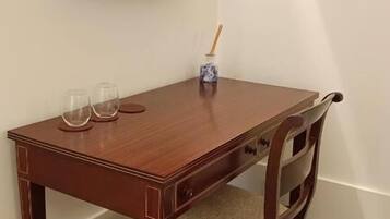 Dubbelrum - utsikt mot bergen | Interiör