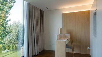 Svit Presidential - utsikt mot trädgården | Interiör