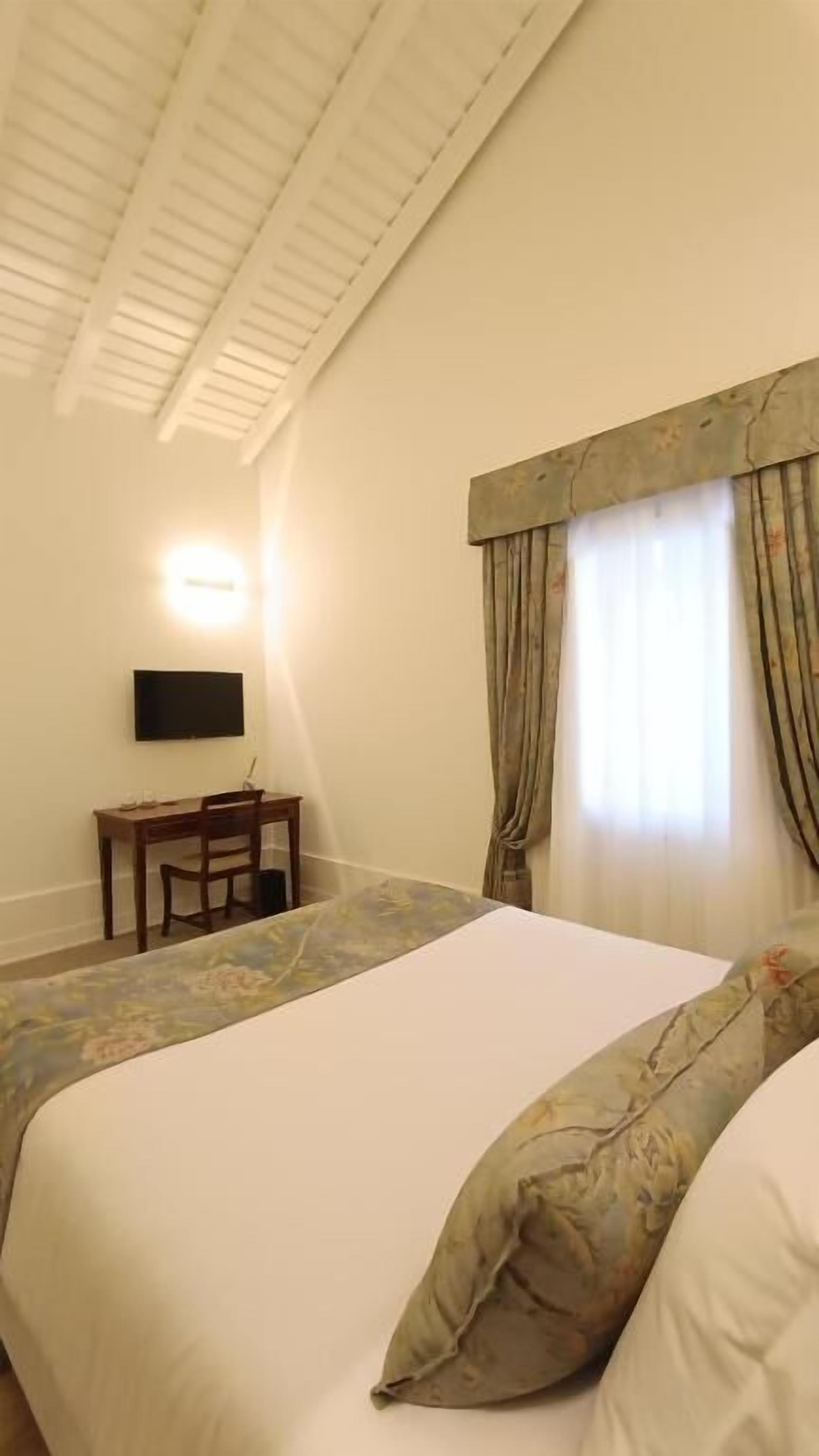 Dubbelrum - utsikt mot bergen