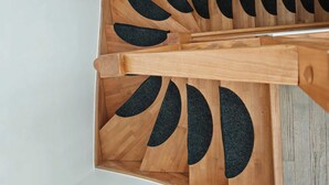 A wooden box with multiple compartments. - House near Versailles & Paris with parking (Louveciennes)