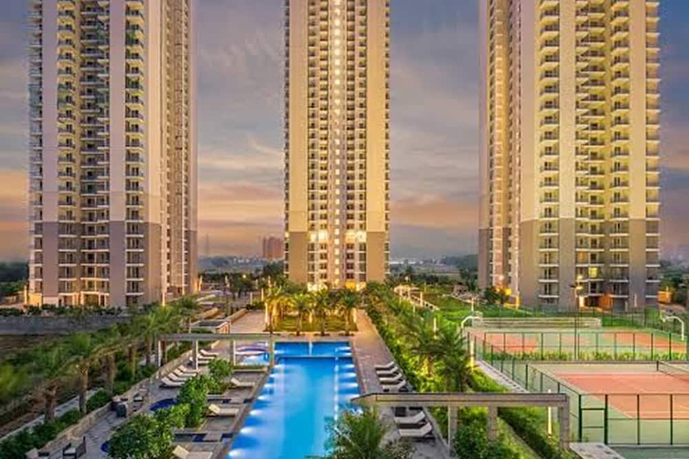 Luxurious 2-bedroom Apartment With Shared Pool in Gurugram