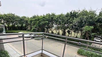 Apartamento, 2 quartos, para fumantes, sacada | Sacada