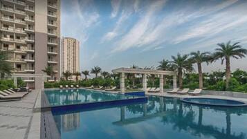 Apartment, 2 Bedrooms, Smoking, Balcony | Pool