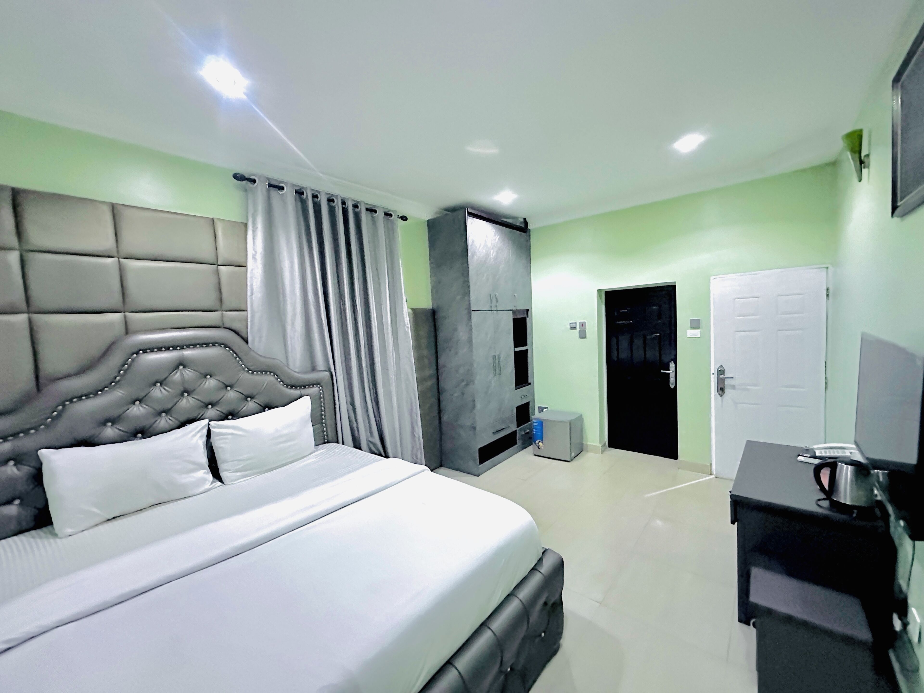 Premium Double or Twin Room | Free WiFi