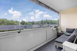 Room, 1 Bedroom, Balcony | Living area - Room-charming Guest Room Retreat in Sund (Sundbyberg)