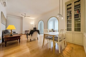 Interior - B ENRIQUE GRANADOS 2 PAX BARCELONA (Barcelona)