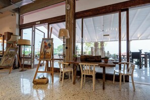 Sala de estar en el lobby