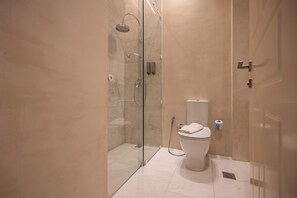 Deluxe Room with Village View | Bathroom - La Belle Hélène de Ménélas 1862 (Mykines)