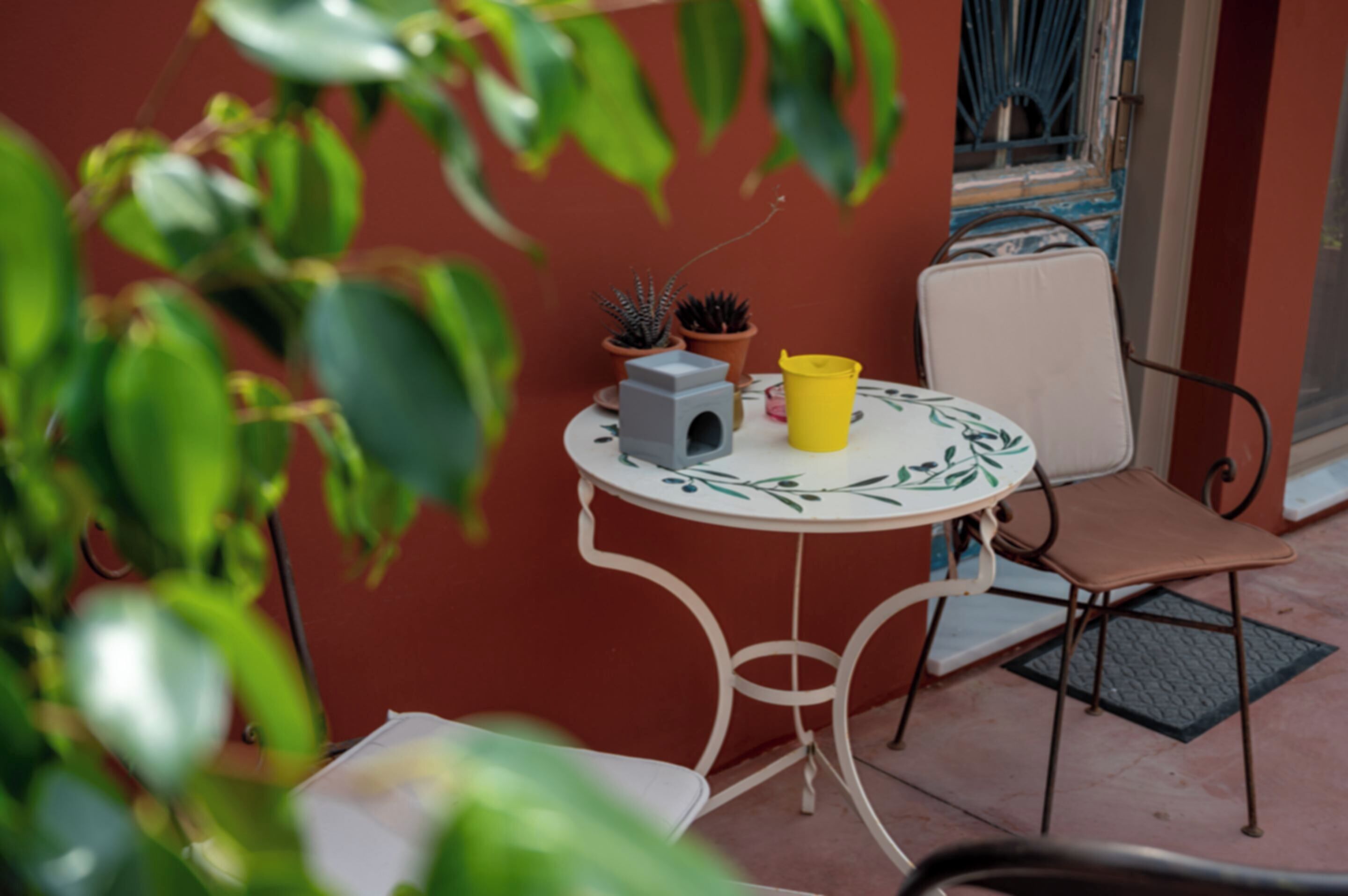 Family Studio with Yard | Pemandangan dari kamar