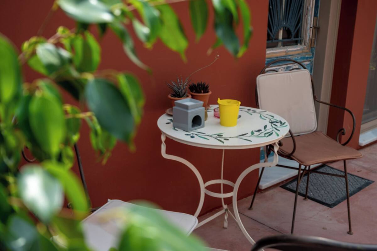Family Studio with Yard | Θέα από το δωμάτιο