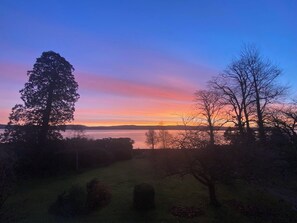 Miscellaneous - Beautiful, self‑contained shepherd’s hut overlooking the River Clyde (Innellan)