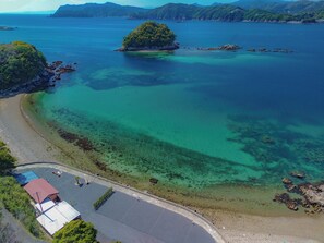 Beach - Vrbo Property (度会郡南伊勢町宿浦)