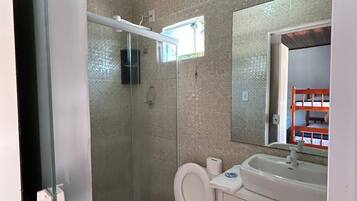 Family Quadruple Room | Bathroom