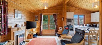 Braeknowe Scottish Cabin Getaway