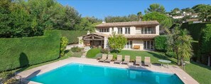 Pool - Lovely family villa in Saint Paul de Vence (La Colle-sur-Loup)
