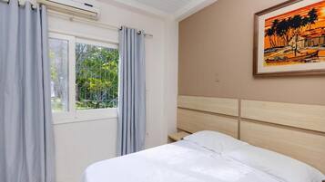 Single Room, Garden View