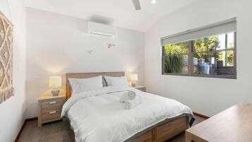 Iron/ironing board, travel cot, free WiFi, bed sheets