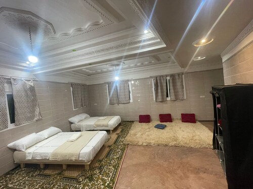 Lovely 4-bedroom hotel in enchanting Boumalne Dades perfect for relaxing