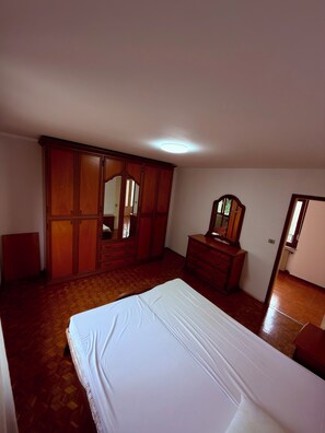 Room - INDEPENDENT HOME FOR WORKERS AND FAMILIES in Orsaria (Orsaria)