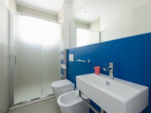 Apartment, 1 Bedroom, Balcony, Ocean View | Bathroom - Vibrant Accommodation in Lignano Sabbiadoro (Lignano Sabbiadoro)
