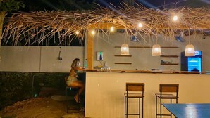 Bar (di hartanah)