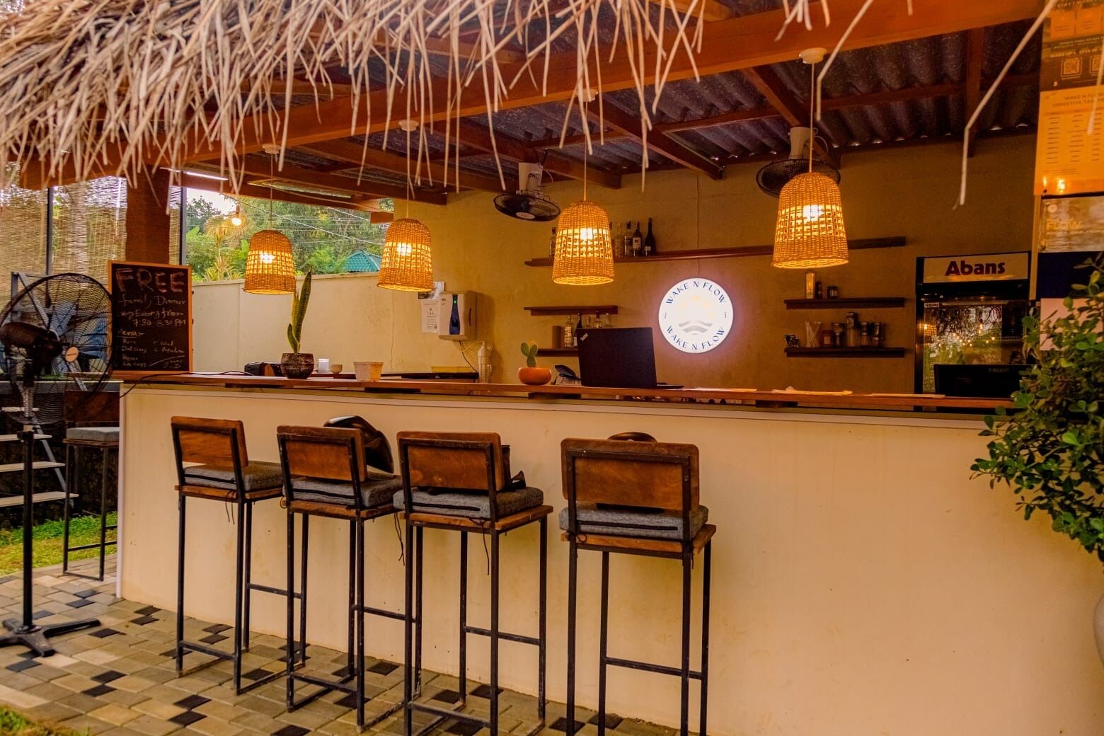 Bar (en la propiedad)