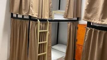 Basic Shared Dormitory, Mixed Dorm