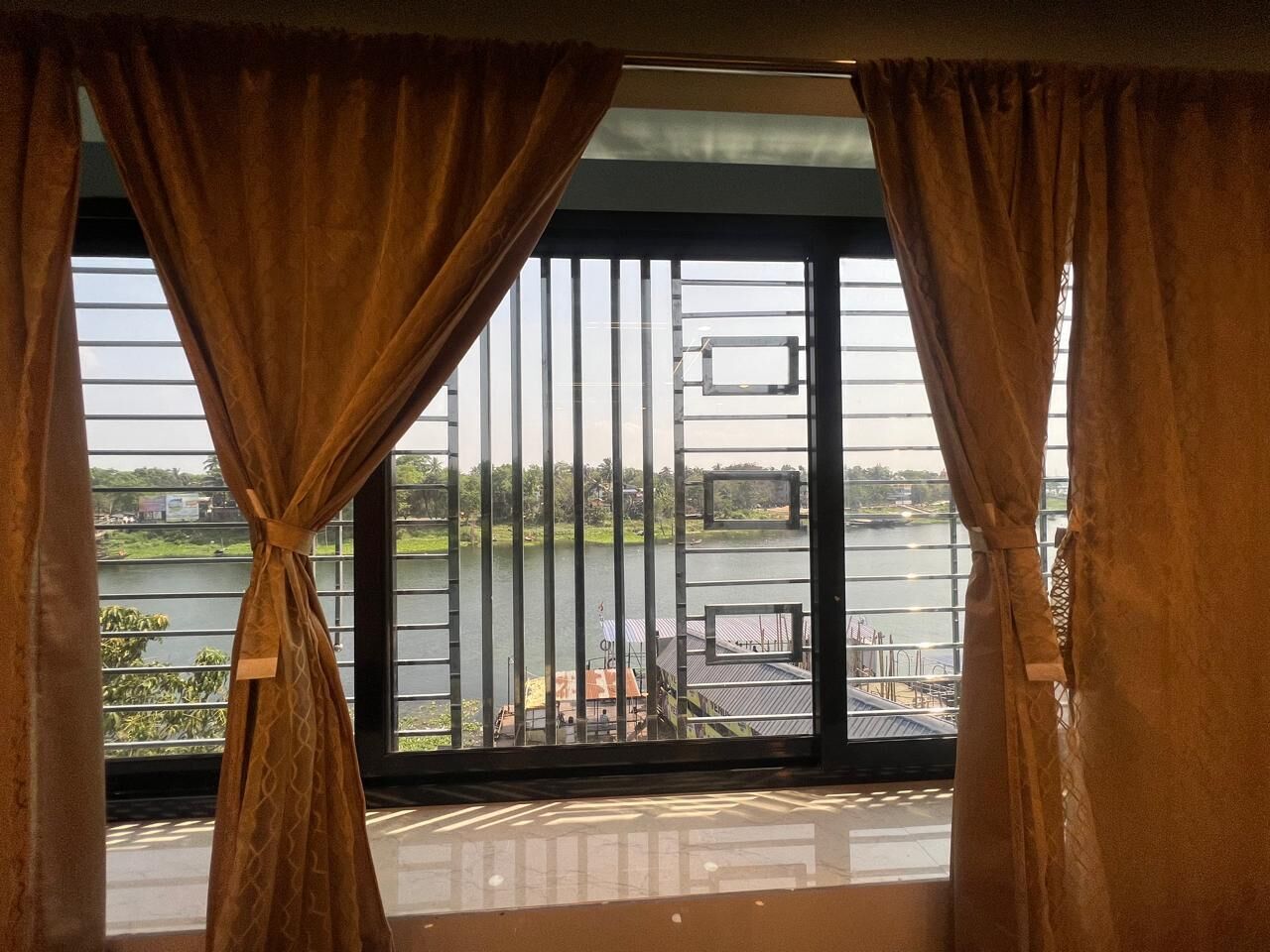 Luxury Quadruple Room, Patio, River View | Lake view