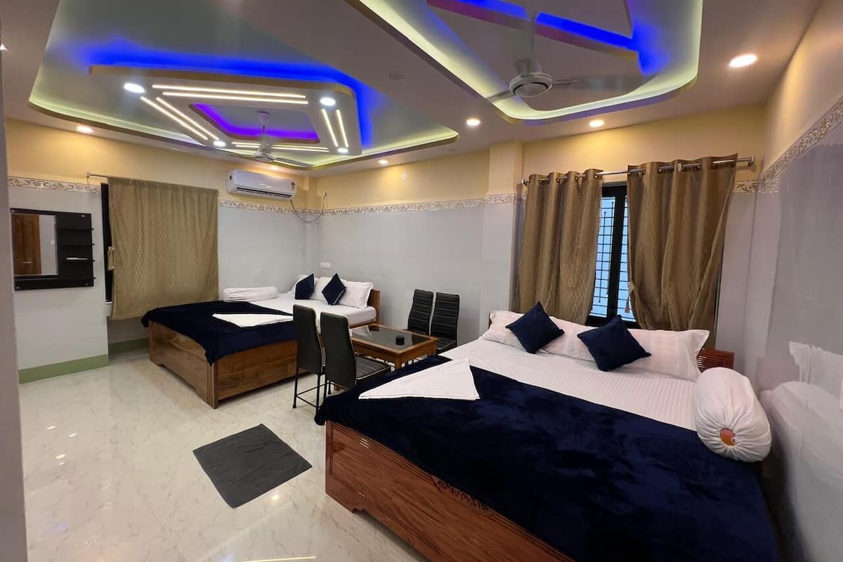 럭셔리 쿼드룸, 파티오, 강 전망