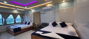 Hotel Raj