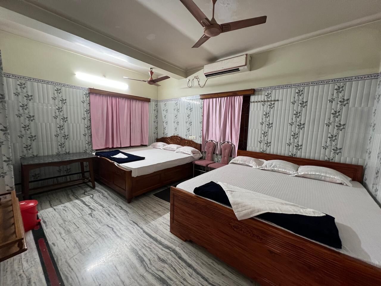 Deluxe vierpersoonskamer, patio