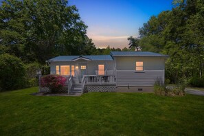 Exterior - Charming Coastal Home Near Beach & Camp Lejeune (Sneads Ferry)