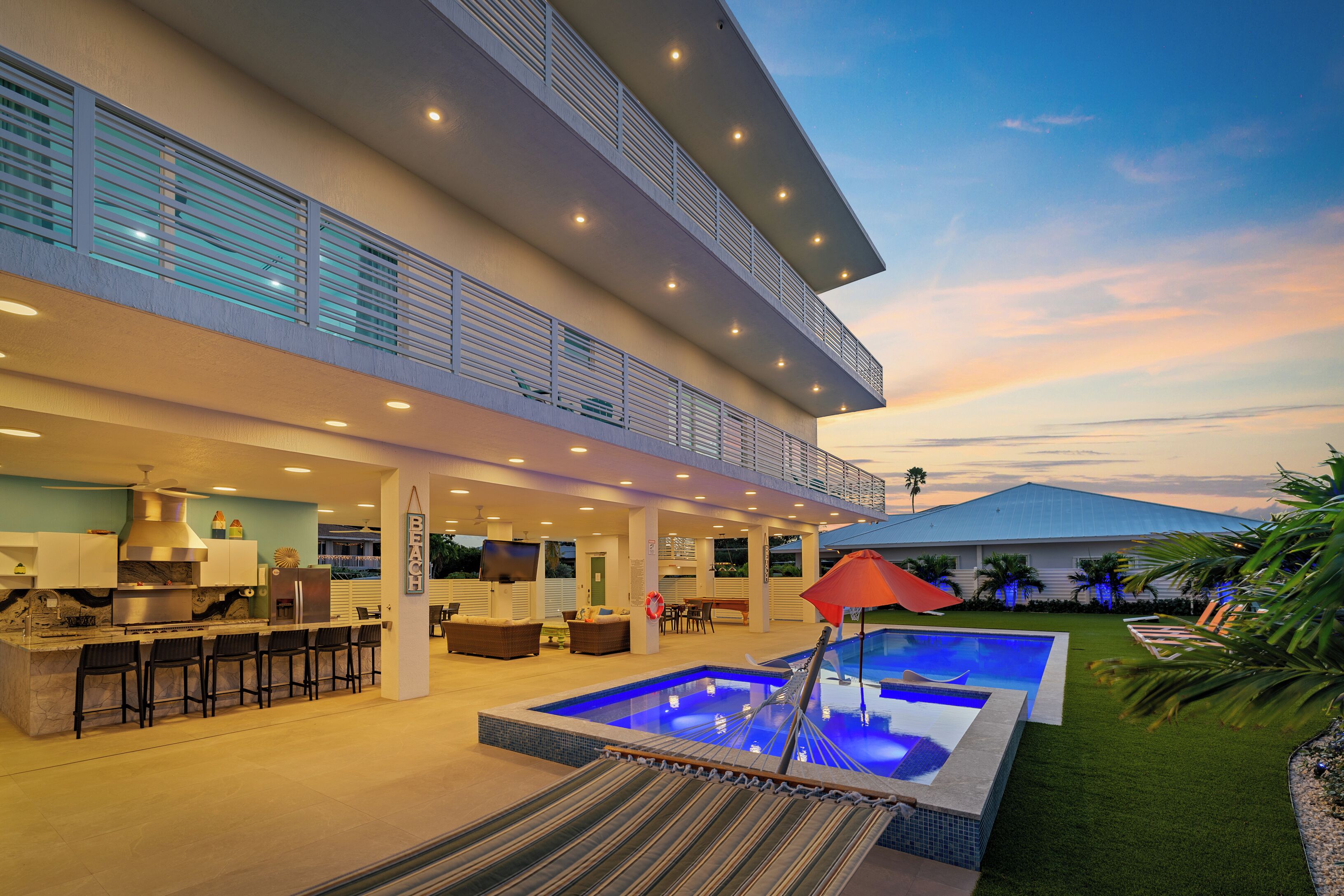 Outdoor pool, a heated pool