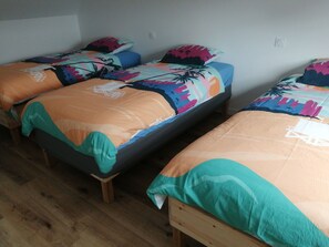 Room - Vrbo Property (Cléder)