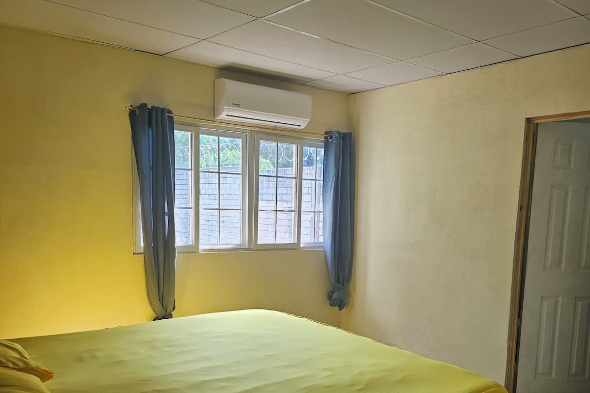 Familie huis, uitzicht op tuin