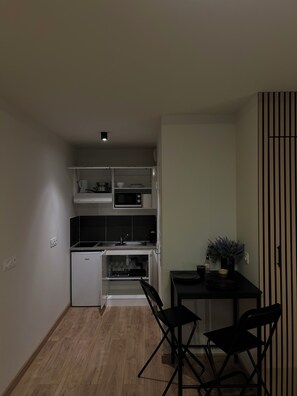 Private kitchen - Vrbo Property (Éguilles)