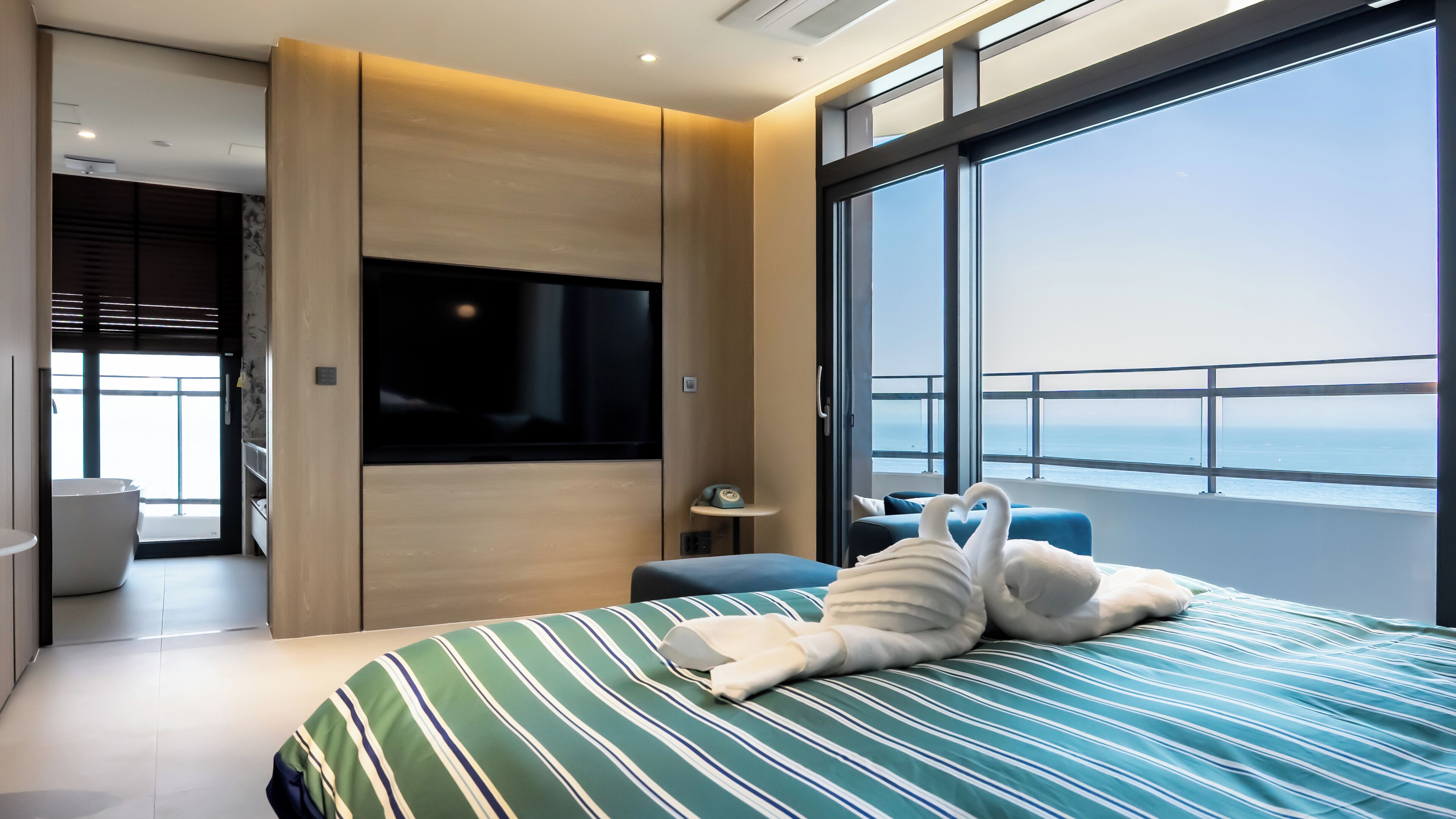 Medium Suite Double (Ocean) | Laptop workspace, free WiFi