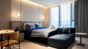 Laptop workspace, free WiFi - St. The Suite Yangyang (Yangyang)