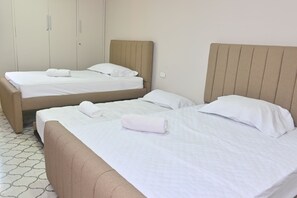 3 Schlafzimmer, Bügeleisen/Bügelbrett, kostenloses WLAN, Bettwäsche
