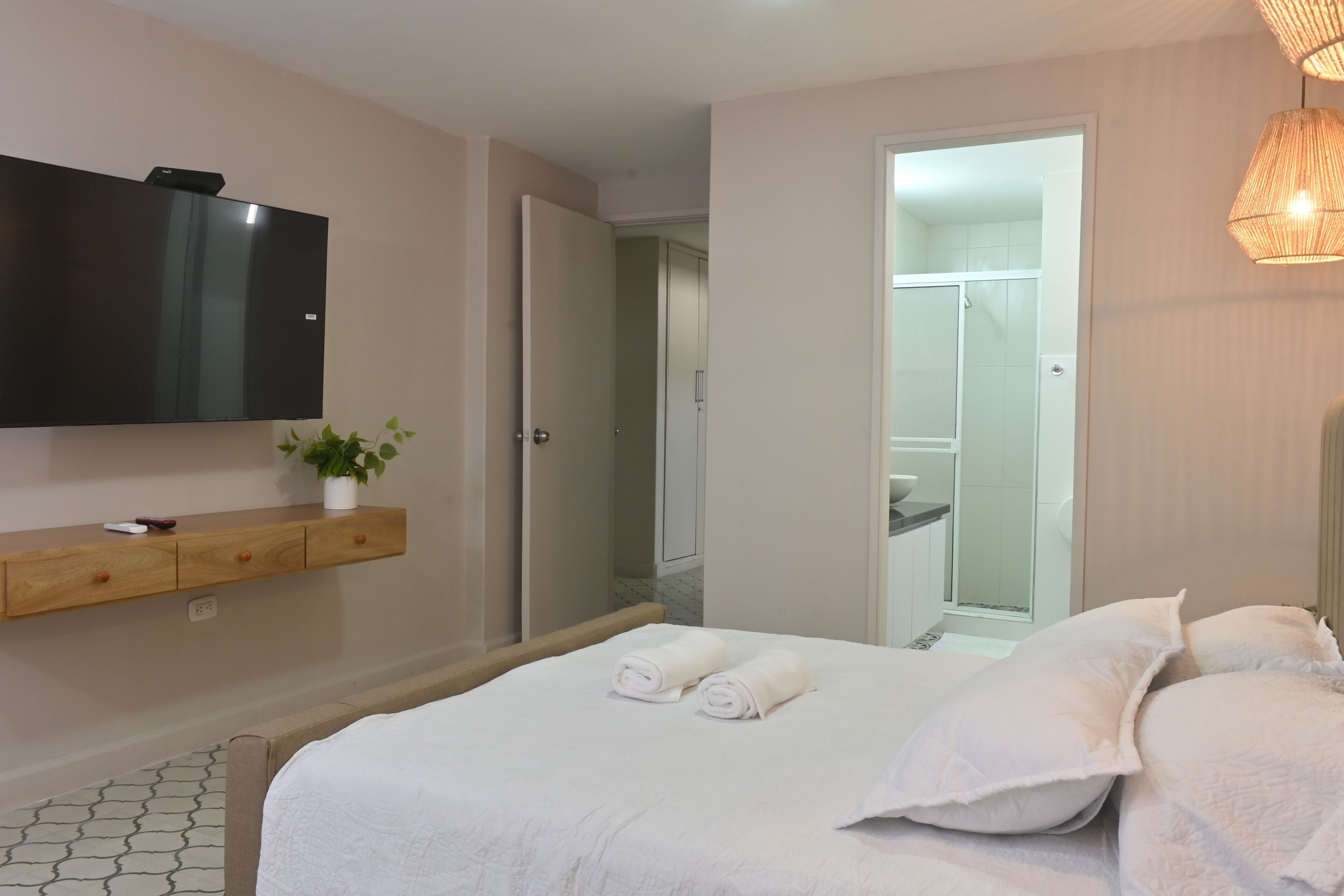 3 Schlafzimmer, Bügeleisen/Bügelbrett, kostenloses WLAN, Bettwäsche