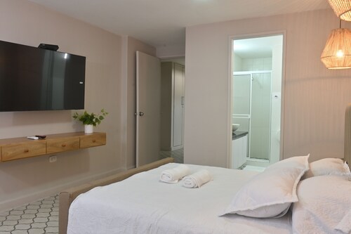 Apartahotel de lujo para 10 personas - Apto 403