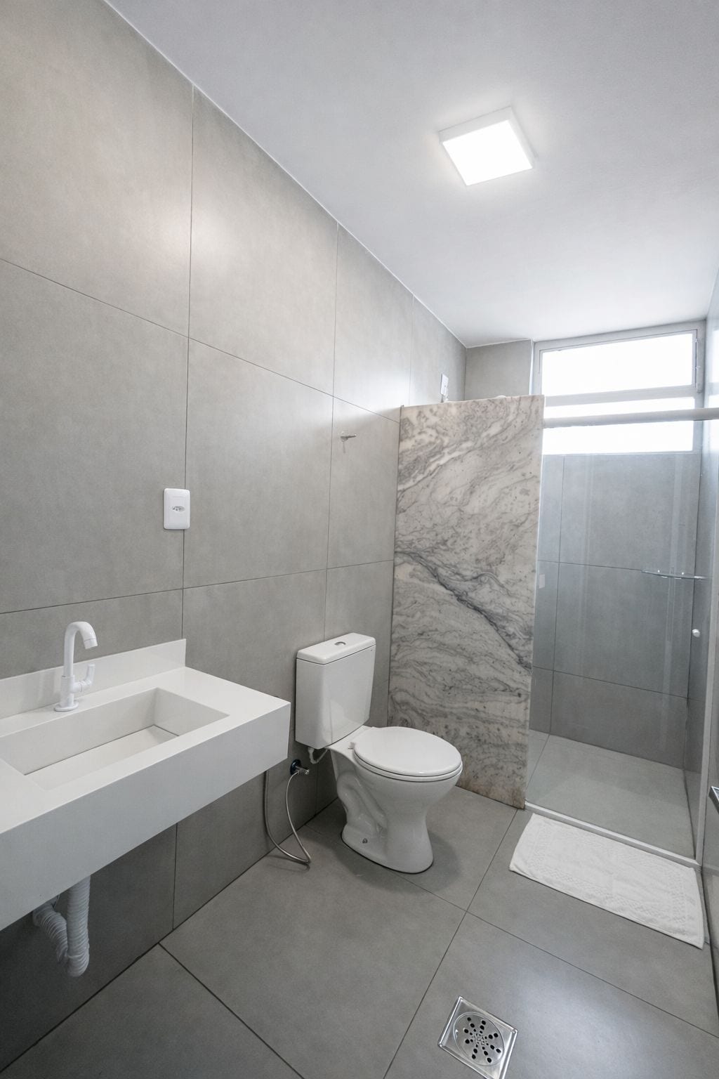 Deluxe Room, City View | Desk, laptop workspace, free WiFi