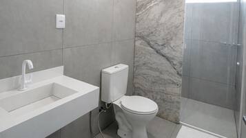 Deluxe Room, City View | Desk, laptop workspace, free WiFi