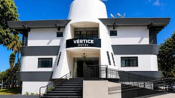Fachada da propriedade