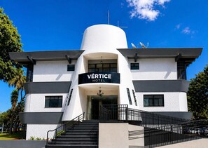 Fachada de la propiedad