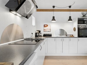 Fridge, microwave, dishwasher, cookware/dishes/utensils - "Grette" - 600m from the sea by Interhome (Nexø)