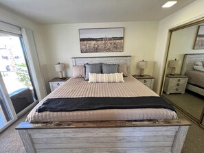 1 bedroom, iron/ironing board, WiFi, bed sheets - Mountain View Escape2/Redrock Views/Sports Village/Near Zion NP/ (St. George)
