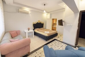 Room - ileri konaklama (Mersin)