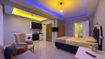 Condo, Balcony, City View